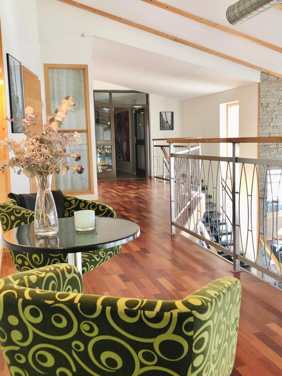 Arena Hotell Vanersborg Luaran gambar