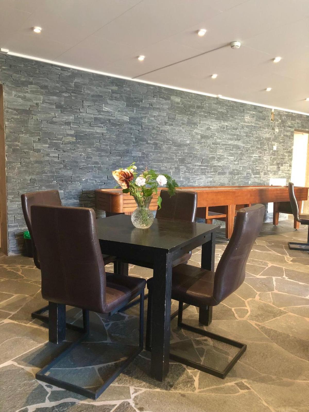 Arena Hotell Vanersborg Luaran gambar